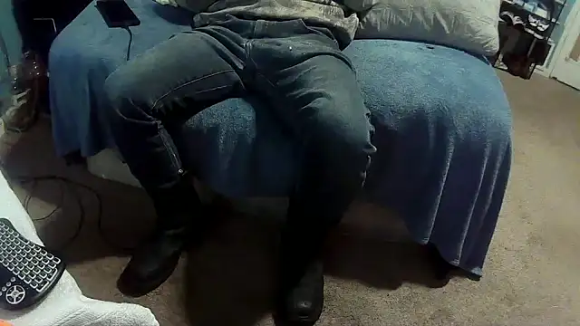 Snapshot of Spunwhiteboy1992 chatting on November 28, 3:58 pm Spunwhiteboy1992 online show from November 28, 3:58 pm