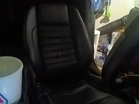 Spunwhiteboy1992 online show from June 14, 10:50 am