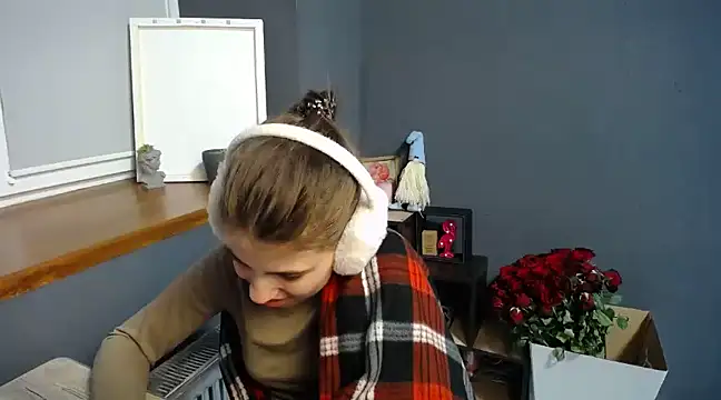 felicity gold online show from February 22, 10:18 am