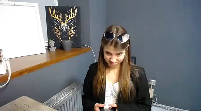 felicity gold online show from March 10, 7:21 am