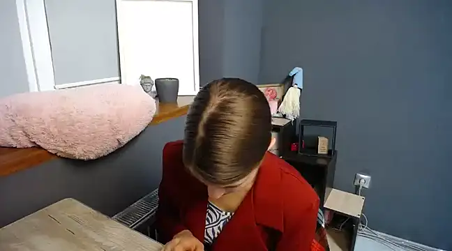 felicity gold online show from March 22, 10:28 am