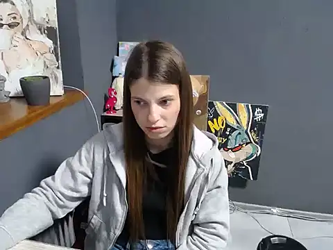 felicity gold online show from June 2, 6:04 am