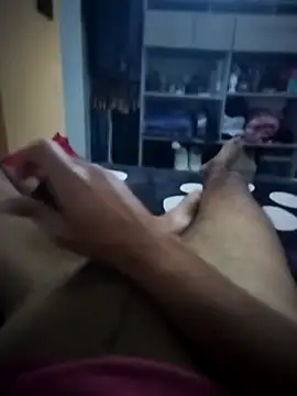 Snapshot of Juan8521 chatting on December 27, 9:00 pm Juan8521 online show from December 27, 9:00 pm