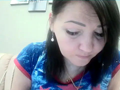 ClaireSunset online show from June 5, 5:29 pm