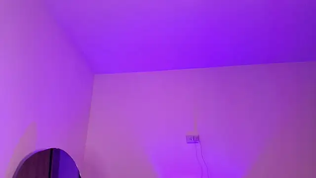AngelaWhitte  online show from March 1, 5:52 am