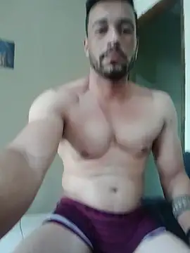 Snapshot of kikoph89 chatting on February 1, 4:54 pm kikoph89 online show from February 1, 4:54 pm