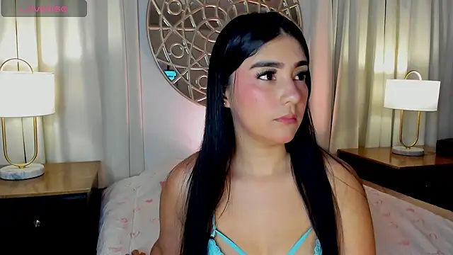 Snapshot of Belliinda_21 chatting on July 23, 6:50 pm Belliinda 21 online show from July 23, 6:50 pm