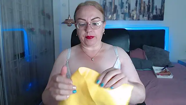 Tania Goddess  online show from October 11, 1:42 pm