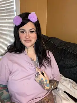 TexasTattooedHouseWife online show from February 20, 3:52 pm