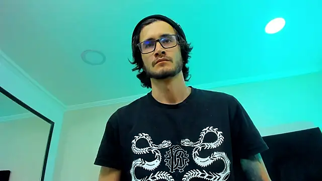 Loggan donnelly online show from February 9, 1:11 am