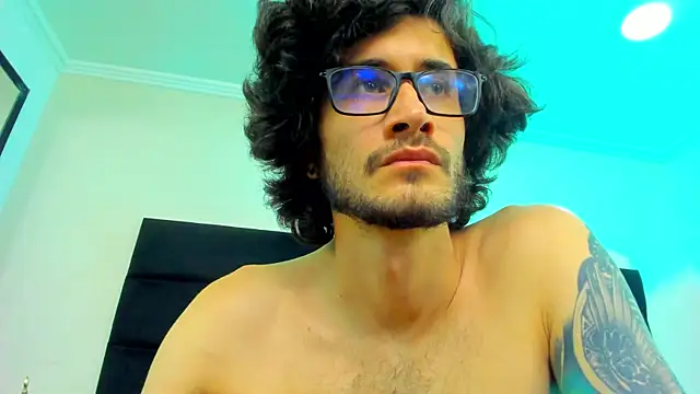 Loggan donnelly online show from February 13, 2:23 am