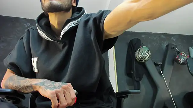 Loggan donnelly online show from October 10, 8:08 pm