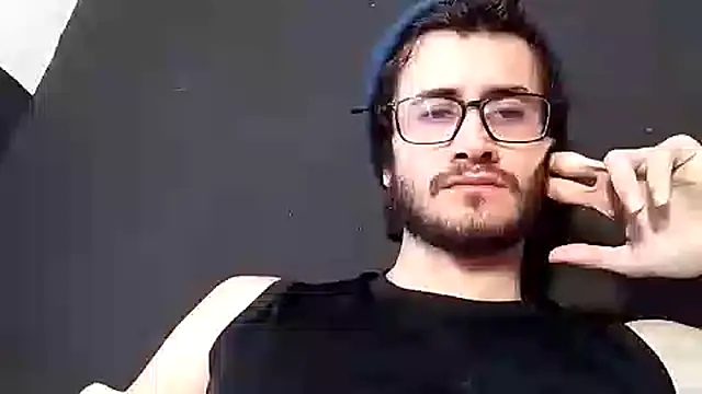 Loggan donnelly online show from November 12, 7:13 pm