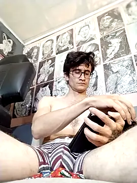 Snapshot of Loggan_donnelly chatting on February 17, 6:25 pm Loggan donnelly online show from February 17, 6:25 pm