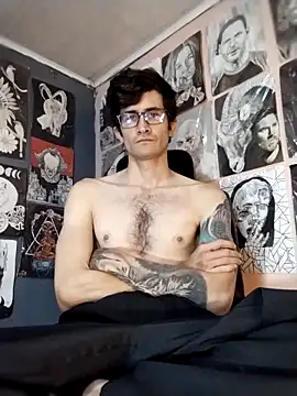 Snapshot of Loggan_donnelly chatting on February 25, 5:00 pm Loggan donnelly online show from February 25, 5:00 pm