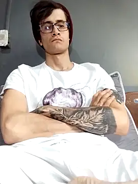 Snapshot of Loggan_donnelly chatting on March 9, 7:51 pm Loggan donnelly online show from March 9, 7:51 pm