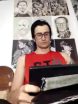 Snapshot of Loggan_donnelly chatting on March 24, 2:27 am Loggan donnelly online show from March 24, 2:27 am