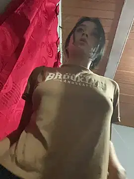 Snapshot of Naty_G chatting on March 3, 12:26 am Naty G online show from March 3, 12:26 am