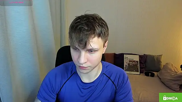 handsome guy01 online show from February 13, 8:38 pm