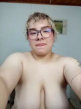 amalia love online show from November 27, 4:20 pm