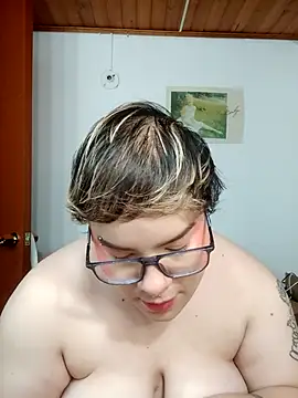 amalia love online show from February 6, 6:18 am