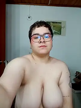 amalia love online show from February 13, 5:25 am