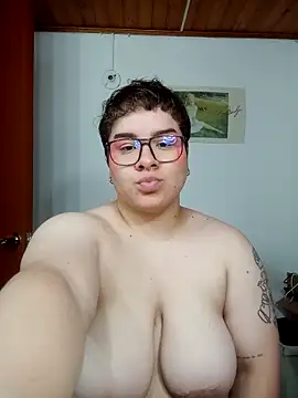 amalia love online show from February 14, 5:37 am