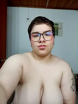 amalia love online show from February 22, 4:05 pm