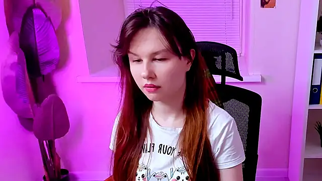 CarolGiggly online show from October 19, 12:17 pm