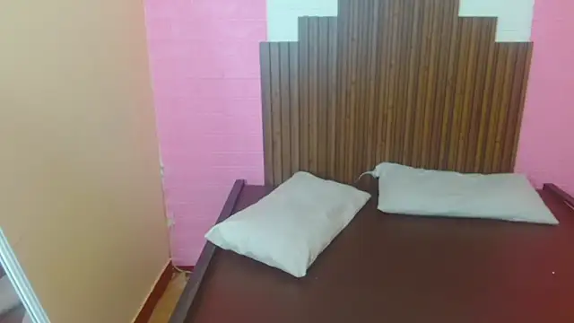 Angelica Sunn online show from February 8, 1:31 am