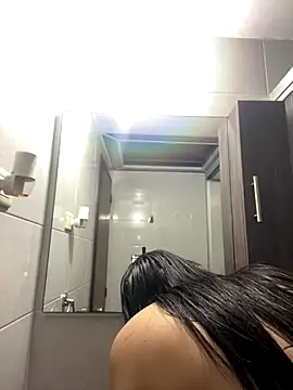 Praga Pink online show from October 10, 5:06 am