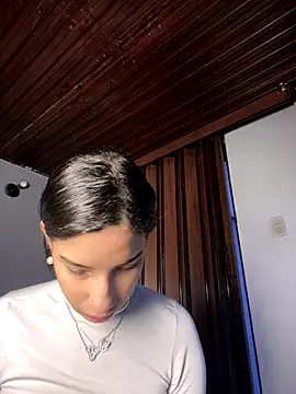 Praga Pink online show from October 13, 11:10 am