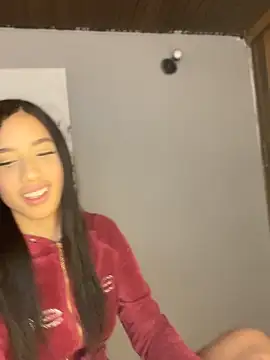 Praga Pink online show from March 2, 11:11 pm