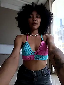 lianisrose online show from January 23, 9:07 pm