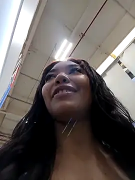 lianisrose online show from November 14, 6:50 pm