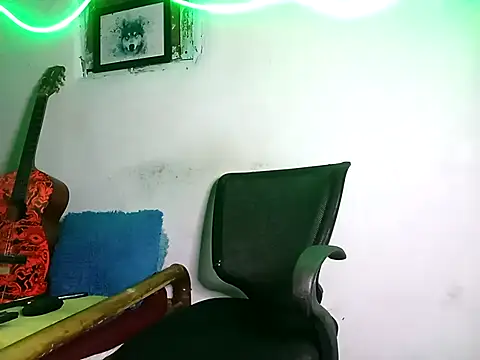 Snapshot of 628-andrew chatting on September 29, 2:33 pm 628-andrew online show from September 29, 2:33 pm