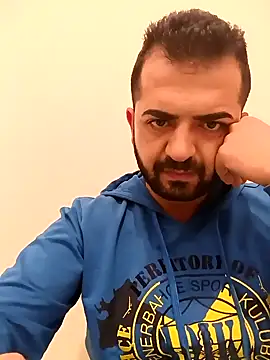 Snapshot of cshn001 chatting on December 9, 6:46 pm cshn001 online show from December 9, 6:46 pm