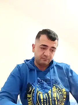 Snapshot of cshn001 chatting on December 24, 6:17 pm cshn001 online show from December 24, 6:17 pm