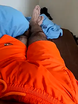 Snapshot of cshn001 chatting on February 16, 12:43 pm cshn001 online show from February 16, 12:43 pm