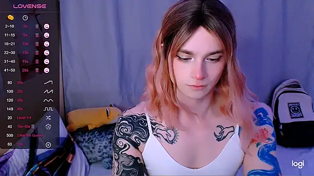 Alice Hells online show from May 15, 4:14 pm