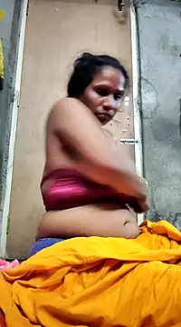 Hotty-dola online show from January 28, 5:14 pm