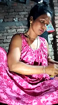 Hotty-dola online show from February 5, 3:45 am