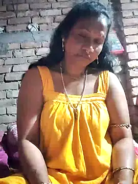 Hotty-dola online show from February 6, 4:21 am