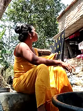 Hotty-dola online show from March 12, 7:49 pm
