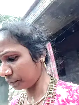 Hotty-dola online show from March 23, 5:00 am