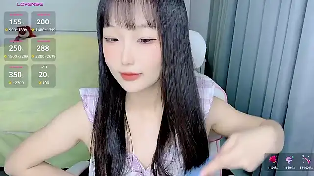 Snapshot of -Wendy__ chatting on January 16, 3:35 pm -Wendy online show from January 16, 3:35 pm