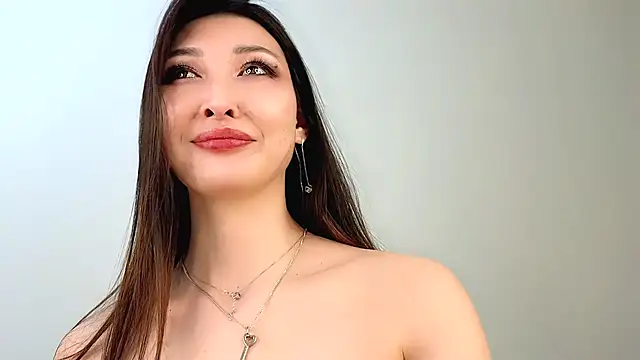 Snapshot of honey_yani chatting on December 4, 11:13 pm honey yani online show from December 4, 11:13 pm