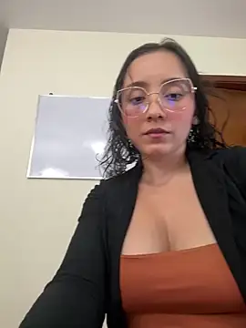 Kay LustyWife online show from March 13, 9:59 pm