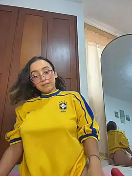 Snapshot of Kay_LustyWife chatting on June 28, 4:13 pm Kay LustyWife online show from June 28, 4:13 pm