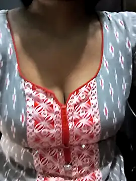 Snapshot of NEETU-89 chatting on October 12, 3:27 am NEETU-89 online show from October 12, 3:27 am